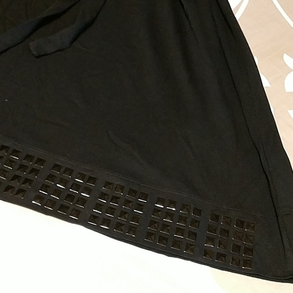 The limited little black knit dress size large - Picture 8 of 8